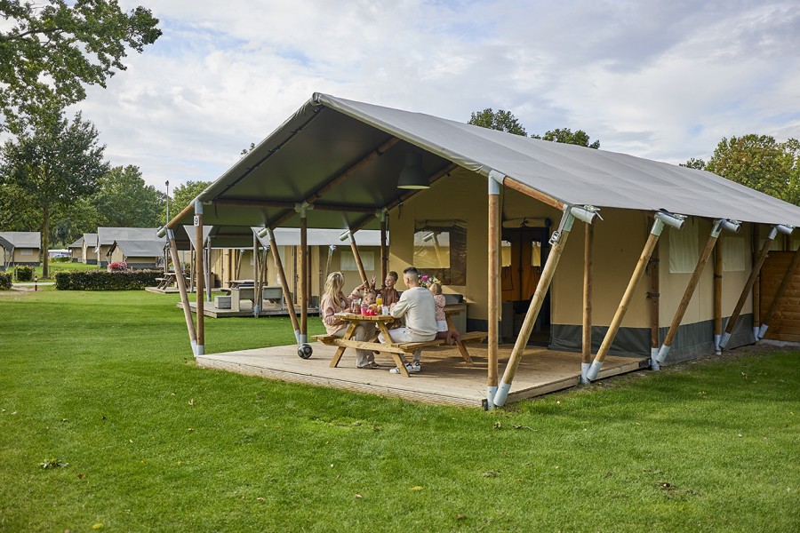 de-leistert-glamping-tent-5-personen-famillie.jpg